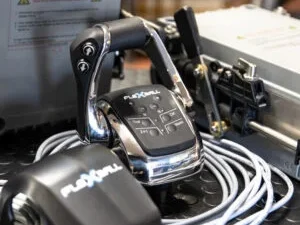 Leve di Comando Elettroniche